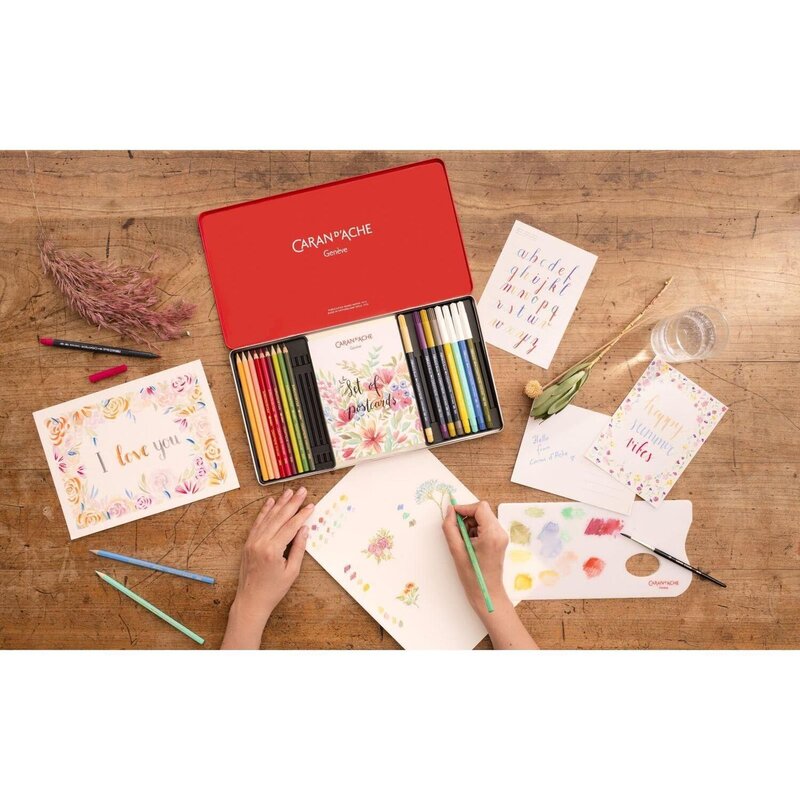 Kit de letras y coloración botánica Caran d'Ache Julie Thomas