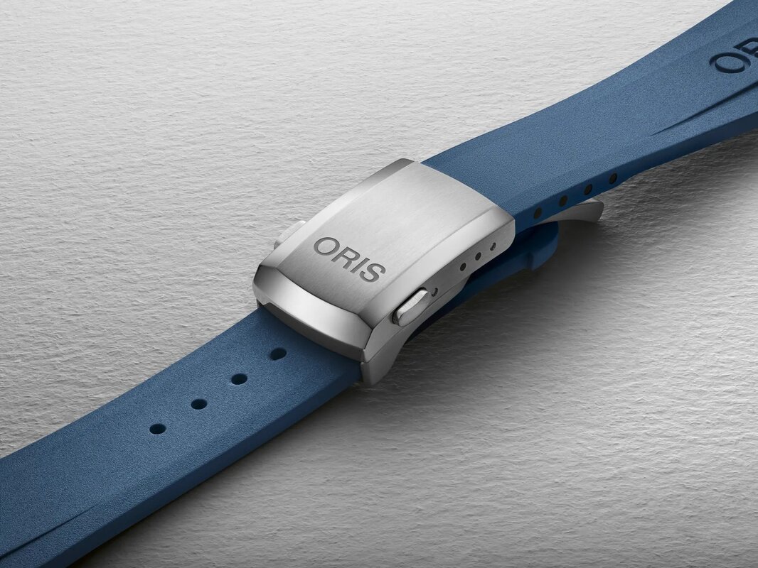 Reloj Oris Aquis Date 01 733 7789 4135-07 4 23 35FC